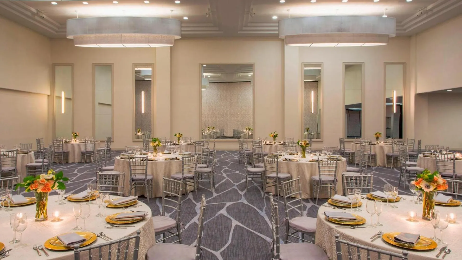 Sheraton Grand Nashville Downtown Отель